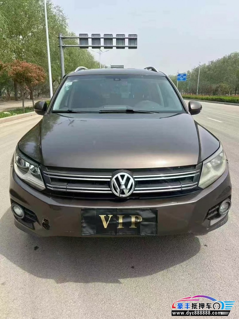 12年大众途威轿车抵押车出售