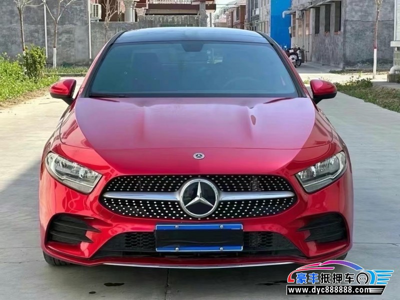 21年奔驰CLA轿车抵押车出售