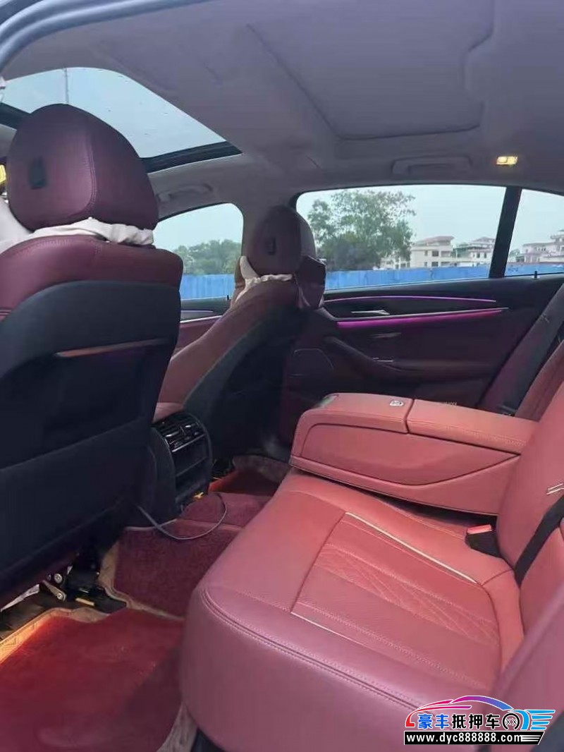 23年宝马5系轿车抵押车出售