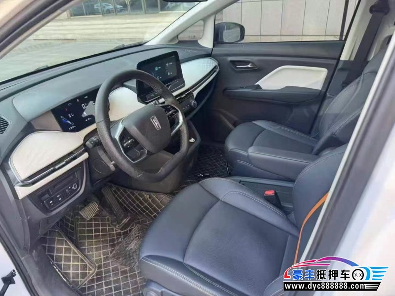 24年奔腾奔腾NAT轿车抵押车出售