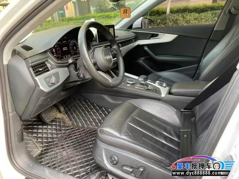 19年奥迪A4L轿车抵押车出售