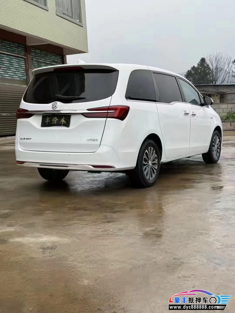 23年别克GL8轿车抵押车出售