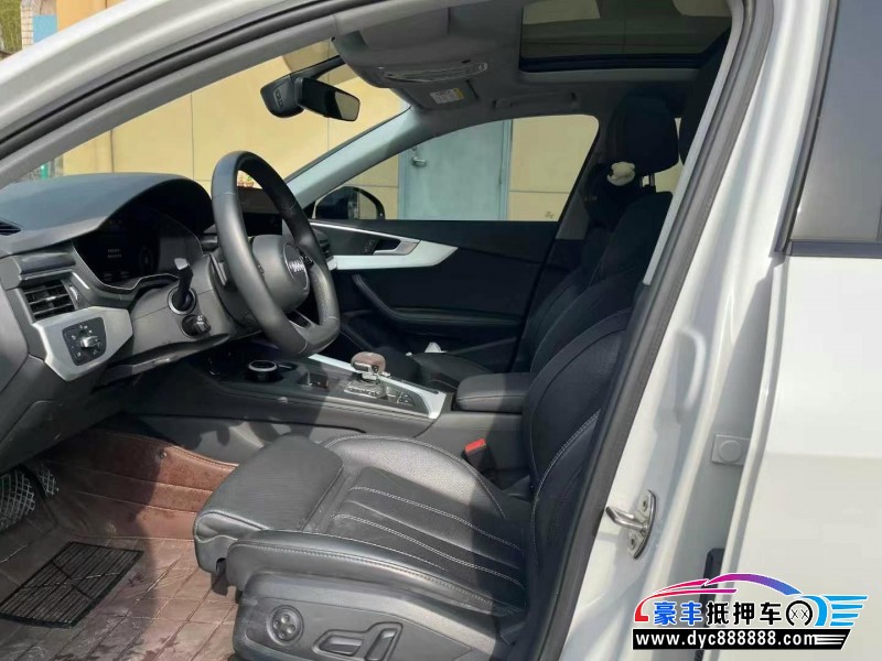 22年奥迪A4L轿车抵押车出售