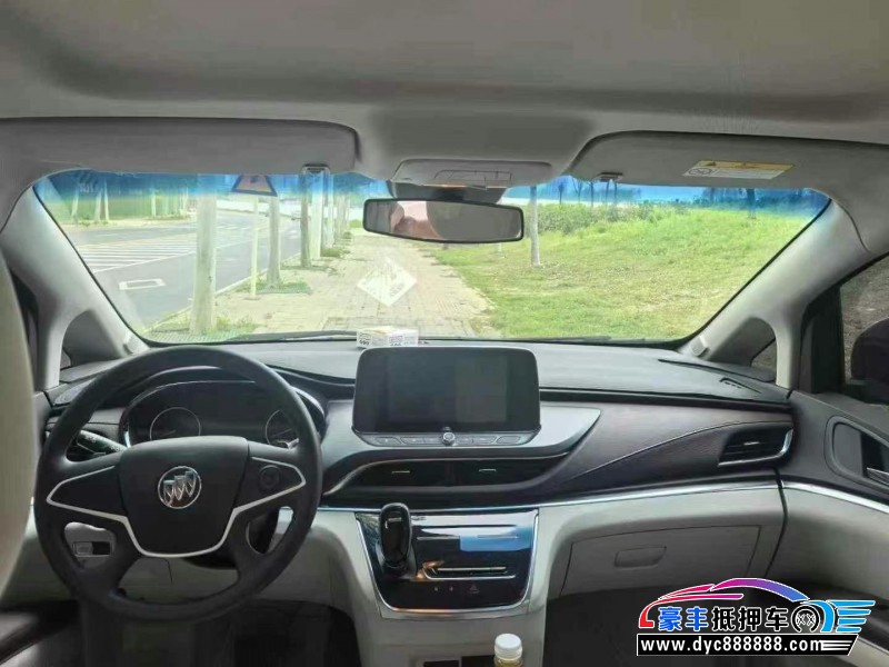 23年别克GL8轿车抵押车出售