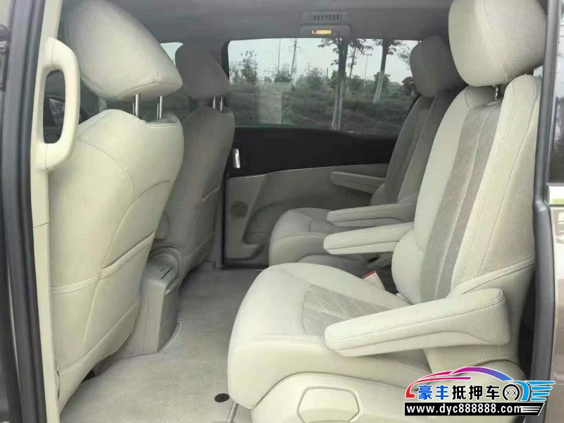 23年别克GL8轿车抵押车出售