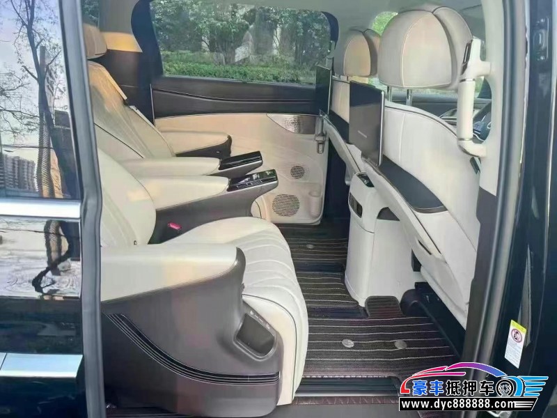 24年腾势D9轿车抵押车出售