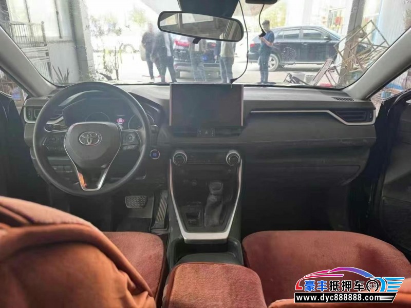 21年丰田威兰达轿车抵押车出售