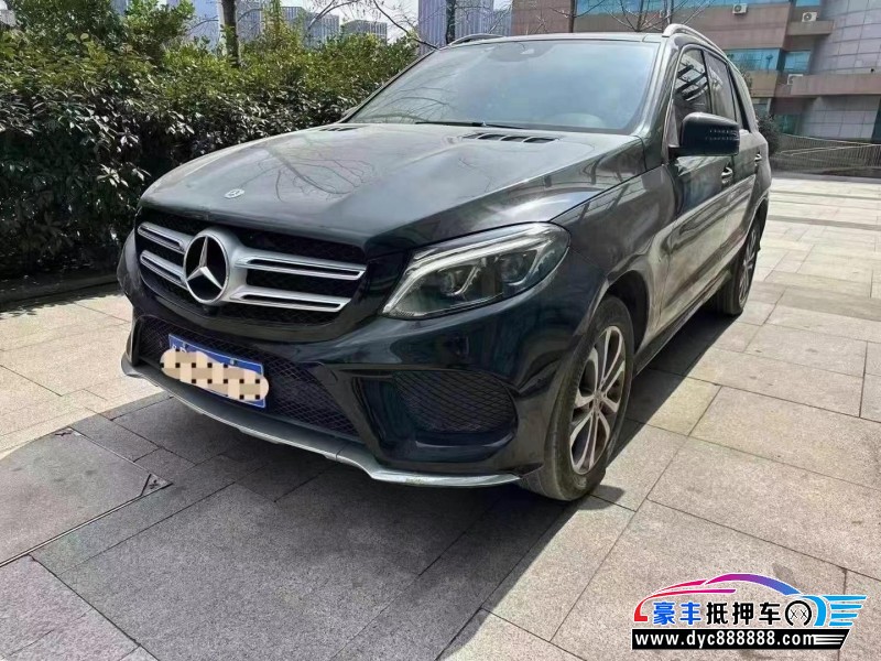 18年奔驰GLE轿车抵押车出售
