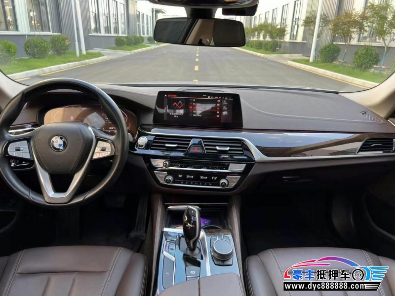 20年宝马5系轿车抵押车出售