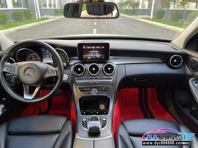 18年奔驰C轿车抵押车出售