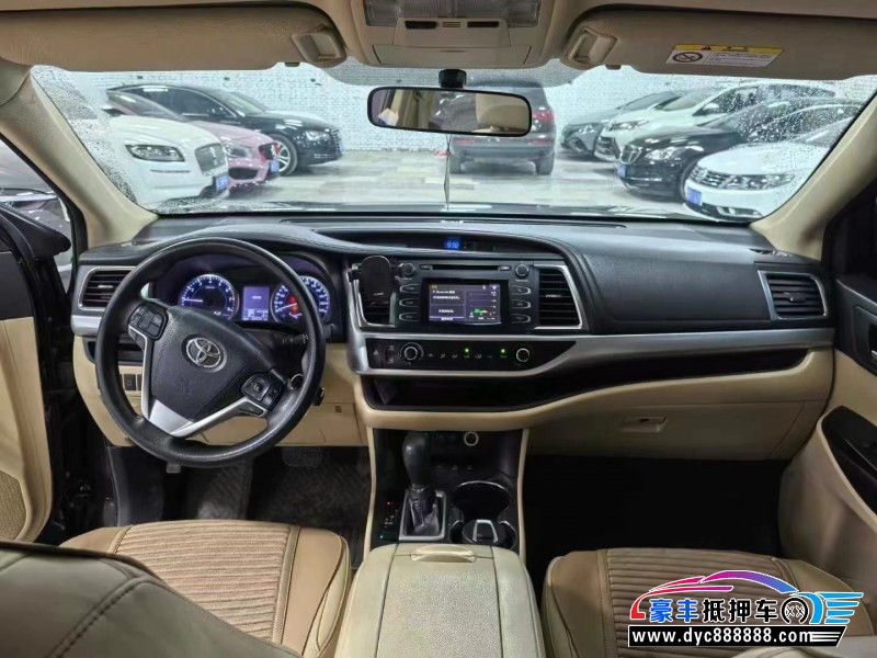 19年丰田汉兰达轿车抵押车出售