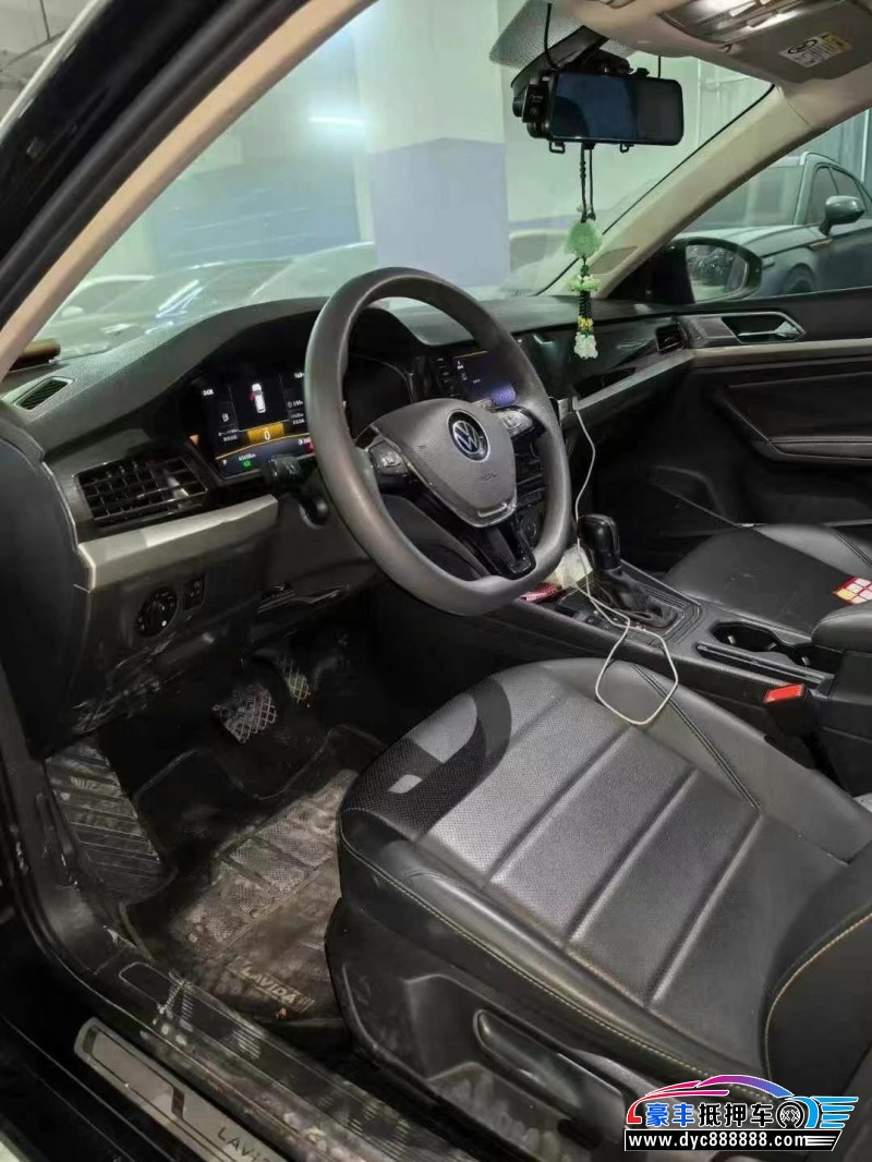 22年大众朗逸轿车抵押车出售