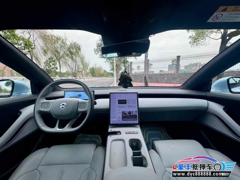 24年蔚来ET5轿车抵押车出售