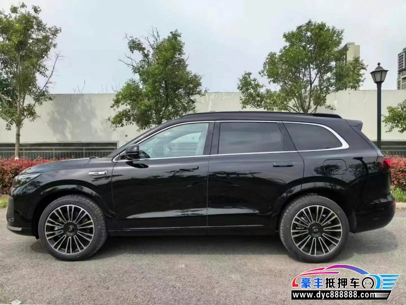 25年华为问界轿车抵押车出售