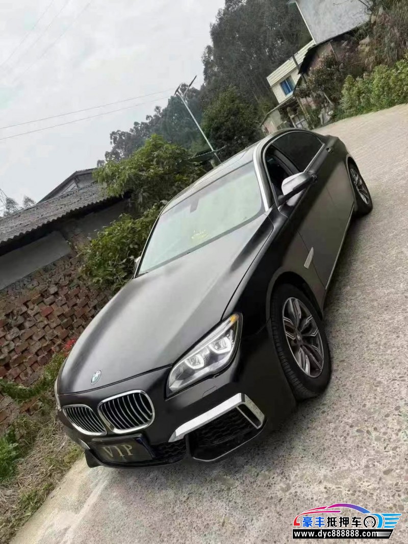 12年宝马7系轿车抵押车出售