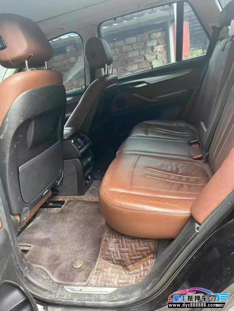 17年宝马X5轿车抵押车出售