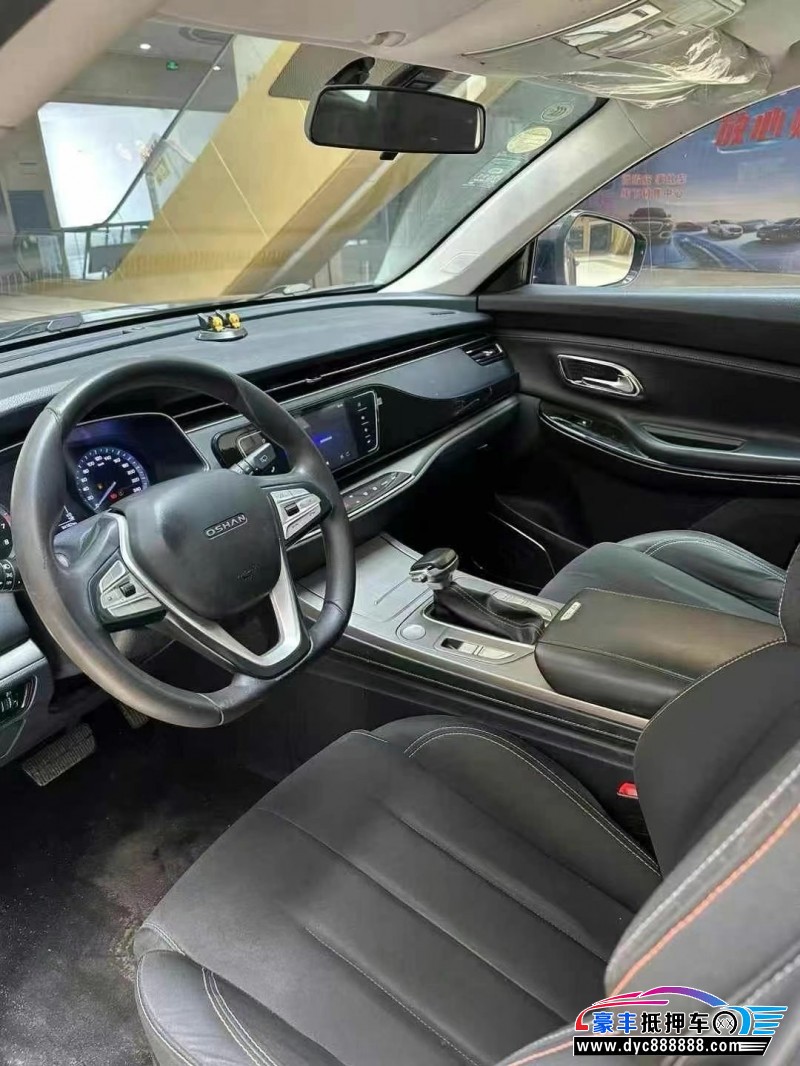 20年长安欧尚X7轿车抵押车出售