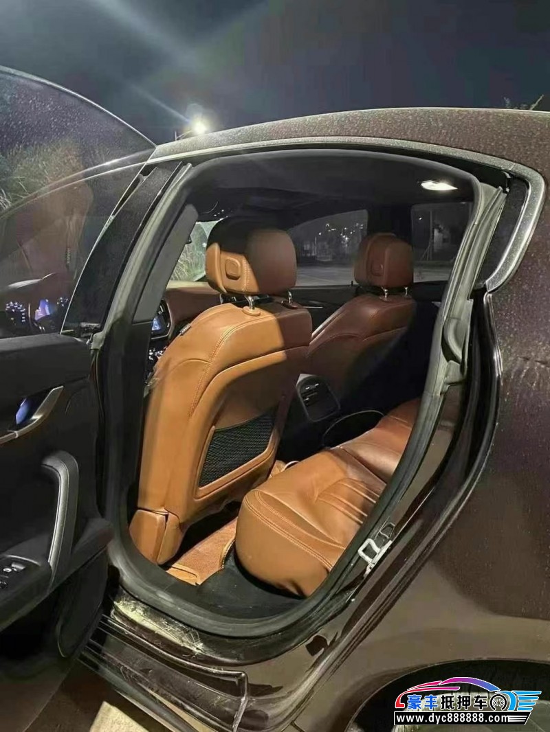 16年玛莎拉蒂Ghibli轿车抵押车出售