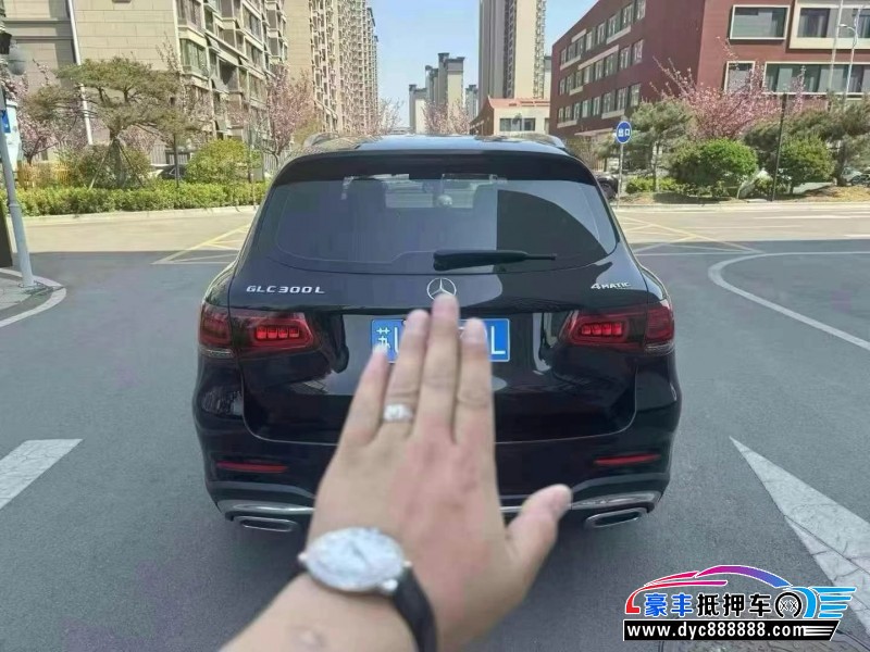 22年奔驰GLC轿车抵押车出售