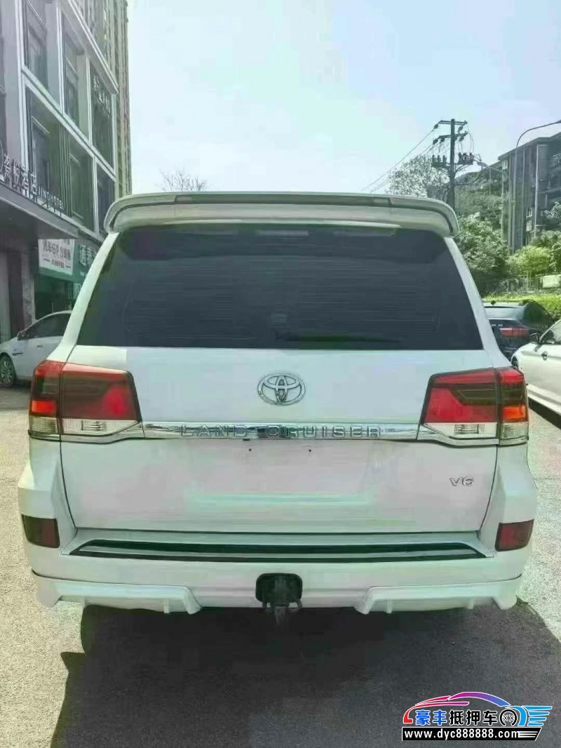 16年丰田兰德酷路泽（陆巡）轿车抵押车出售