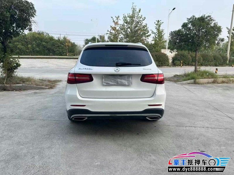 18年奔驰GLC轿车抵押车出售