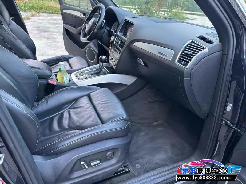 14年奥迪SQ5轿车抵押车出售