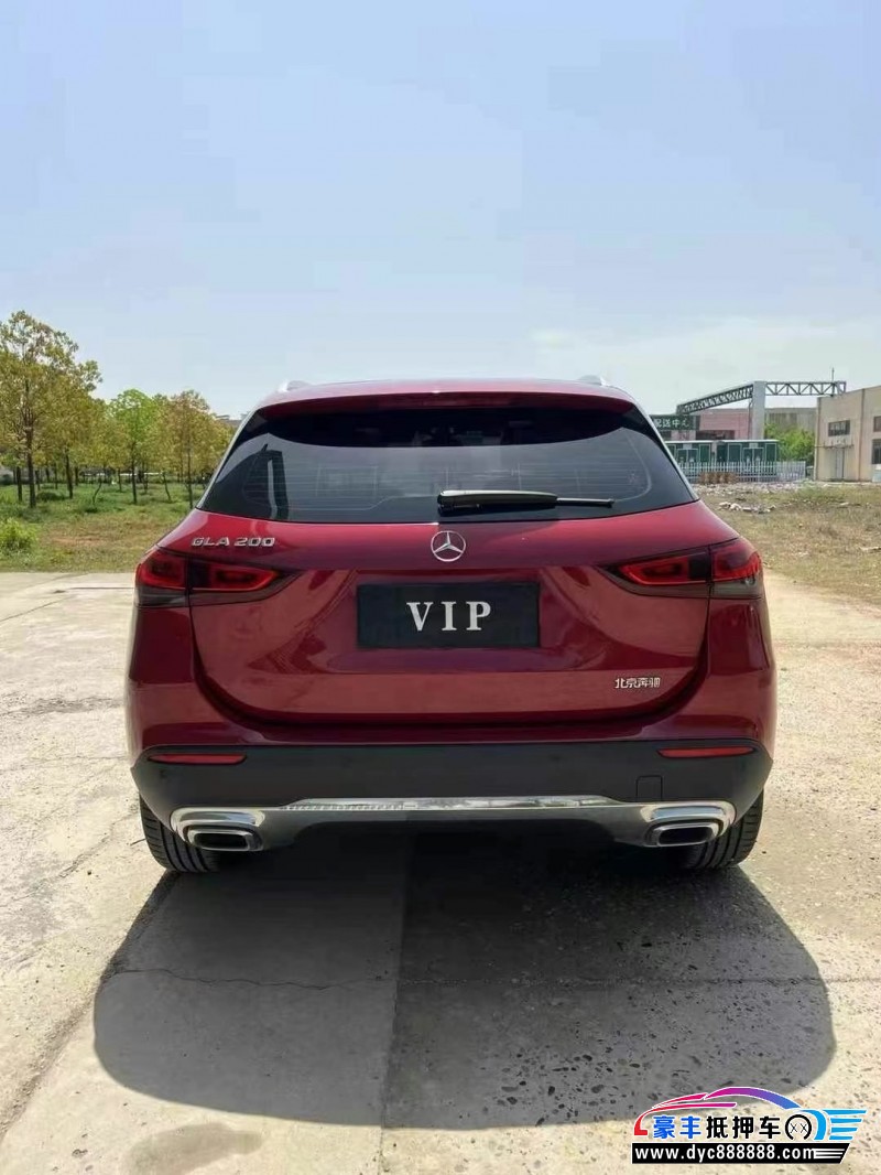 22年奔驰GLA轿车抵押车出售