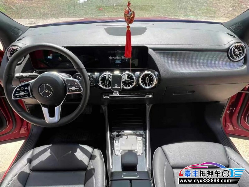 22年奔驰GLA轿车抵押车出售