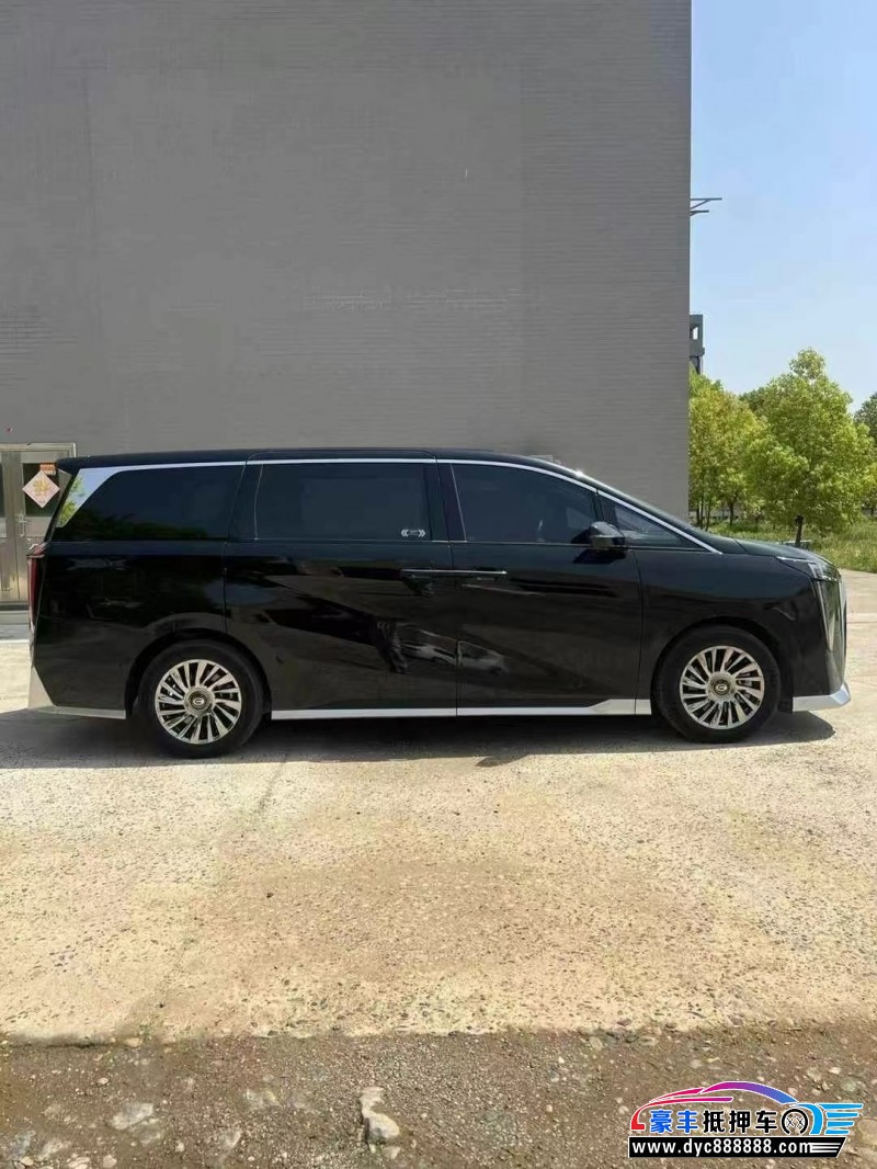 24年传祺M8轿车抵押车出售