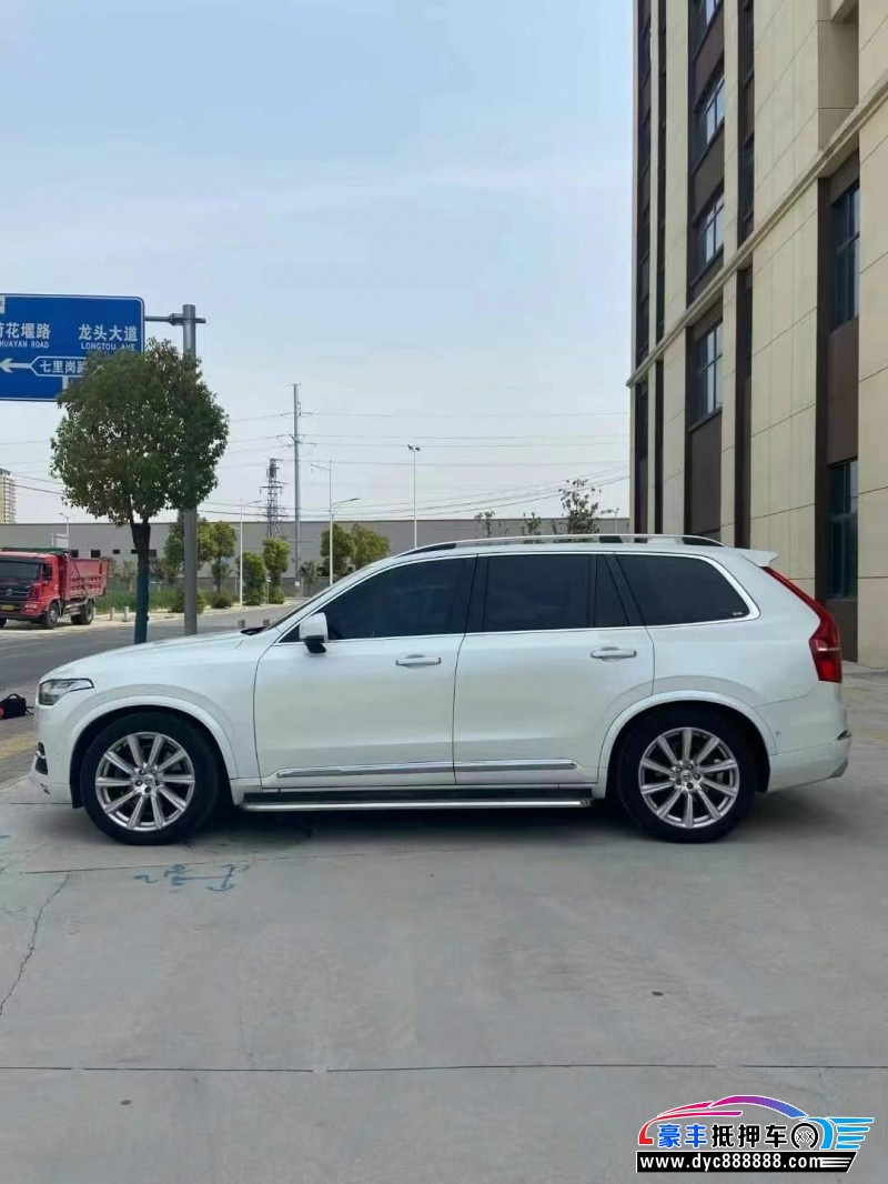 17年沃尔沃XC90轿车抵押车出售