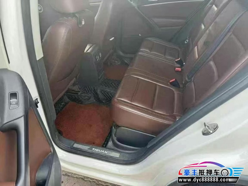 15年大众途观轿车抵押车出售