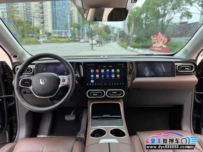 24年零跑C11轿车抵押车出售