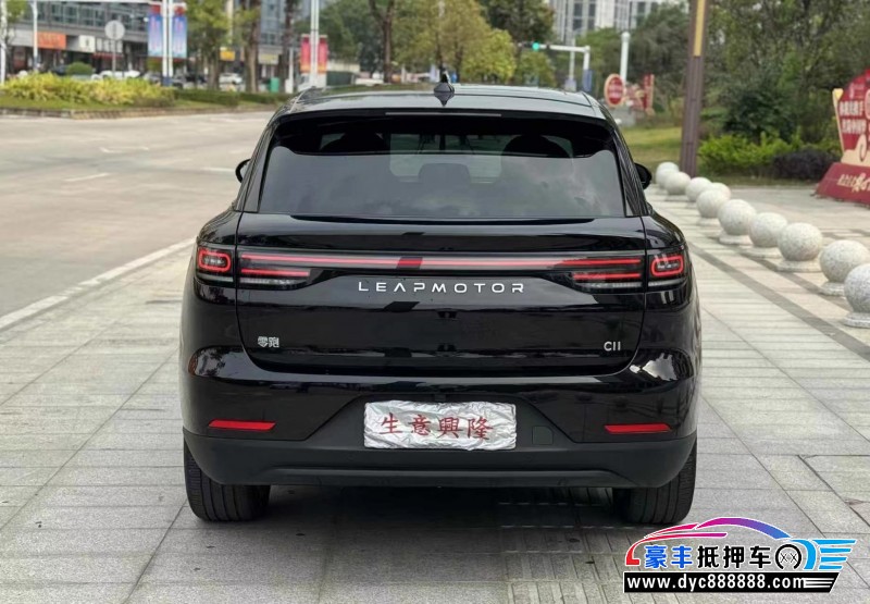 24年零跑C11轿车抵押车出售