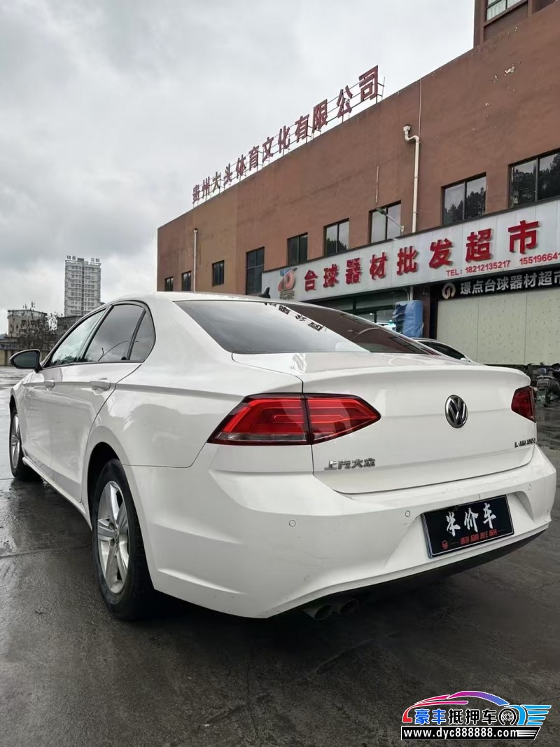 18年大众凌渡轿车抵押车出售