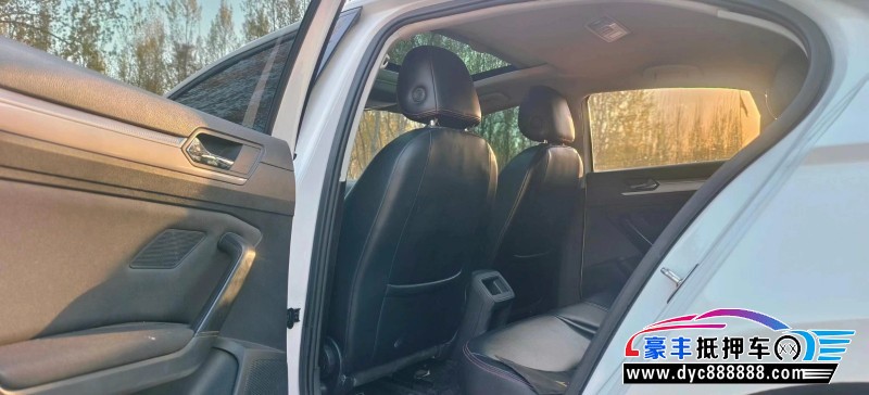 18年大众凌渡轿车抵押车出售