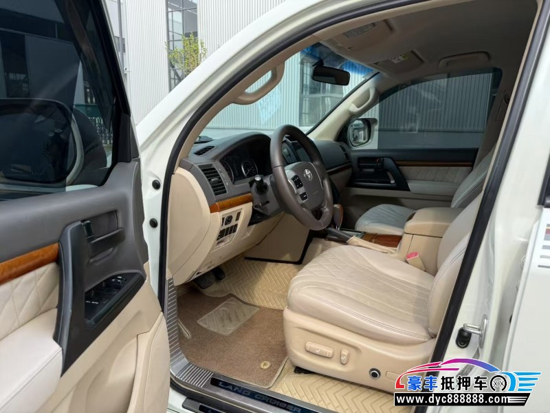 16年丰田兰德酷路泽（陆巡）SUV抵押车出售