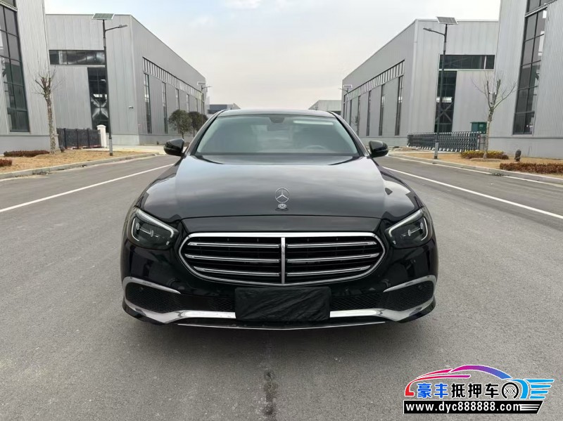 22年奔驰E轿车抵押车出售