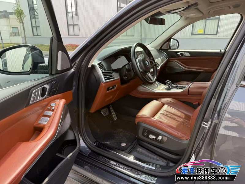 21年宝马X7SUV抵押车出售