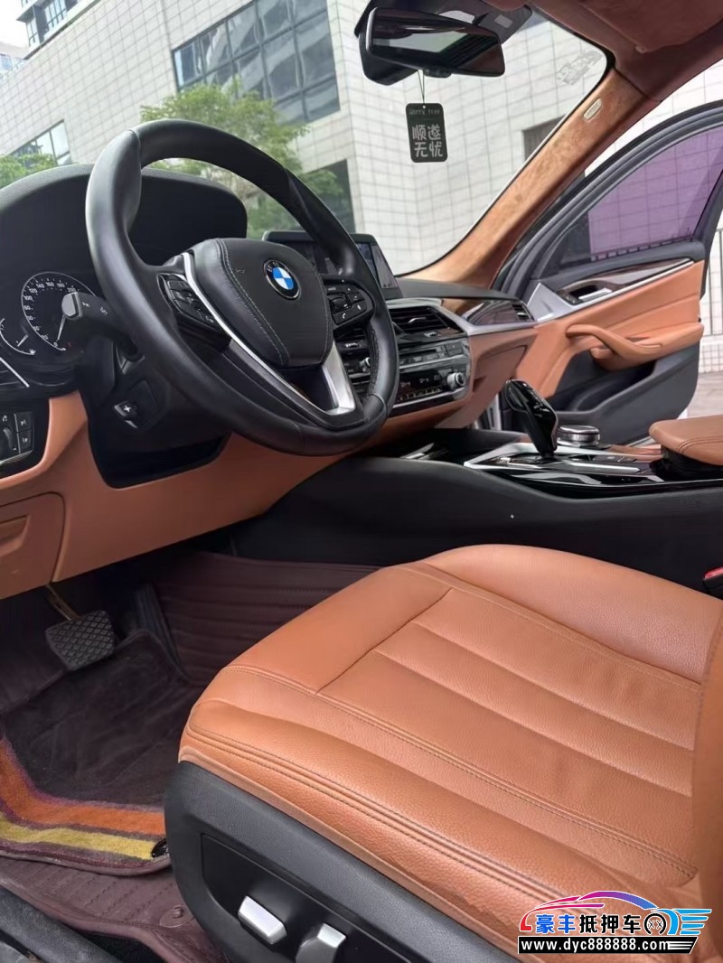 17年宝马5系轿车抵押车出售