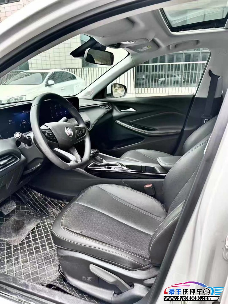 23年别克威朗轿车抵押车出售