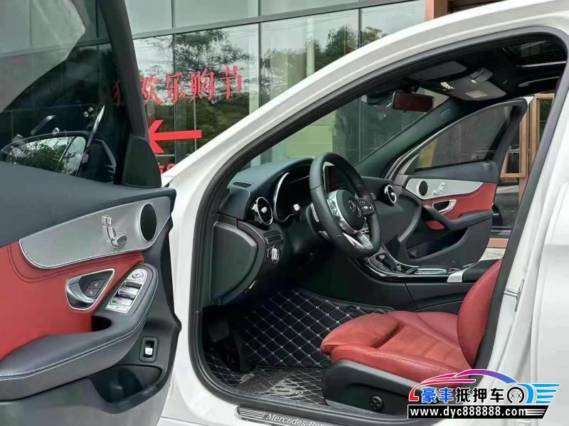 20年奔驰C轿车抵押车出售