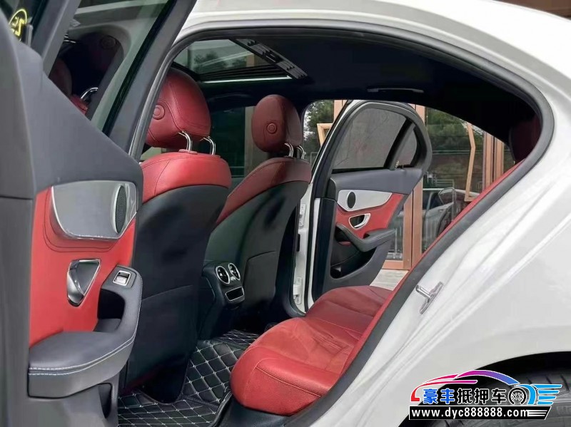 20年奔驰C轿车抵押车出售