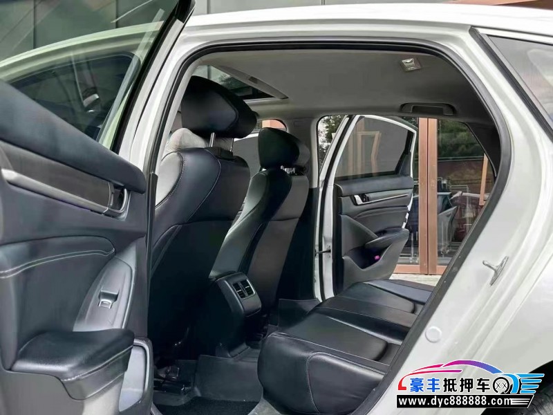 19年本田雅阁轿车抵押车出售