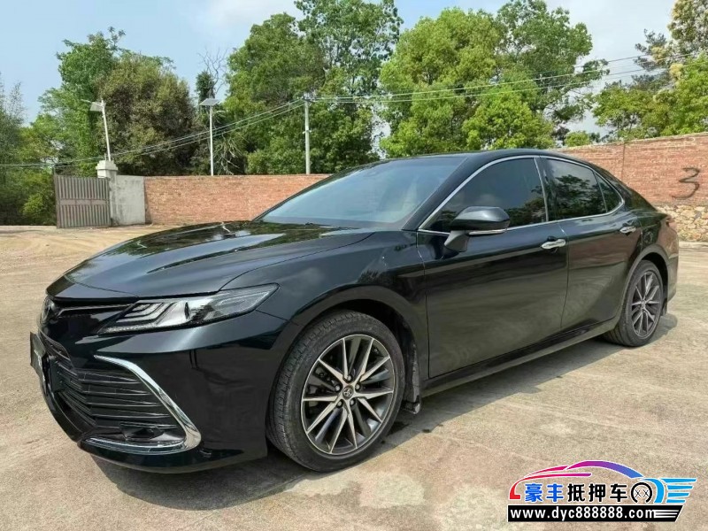 22年丰田凯美瑞轿车抵押车出售