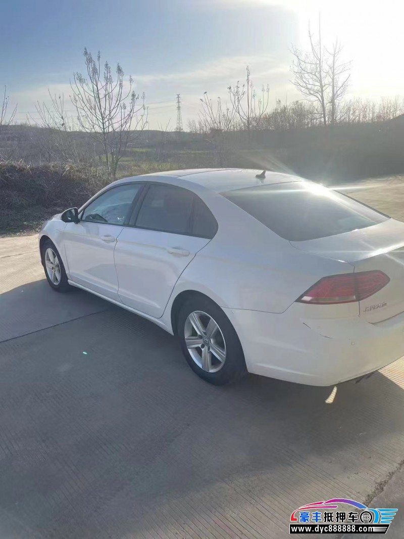 18年大众凌渡轿车抵押车出售