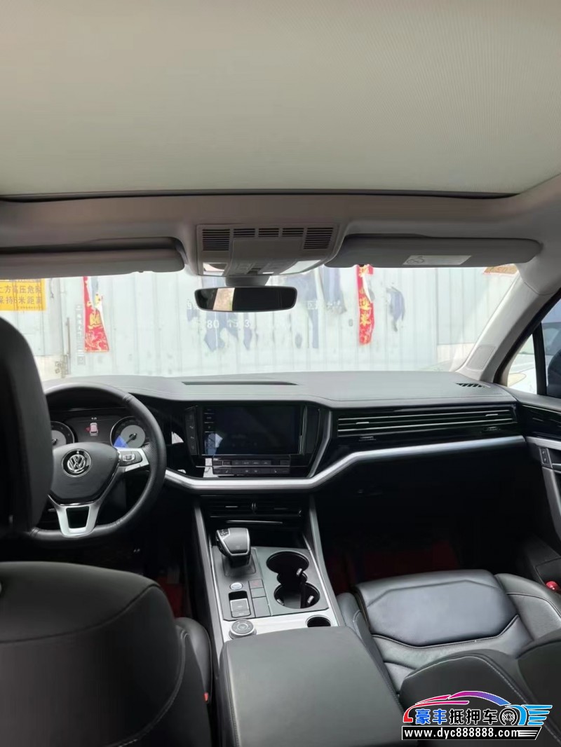 19年大众途锐SUV抵押车出售