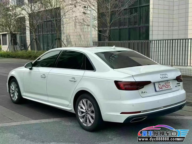 20年奥迪A4L轿车抵押车出售