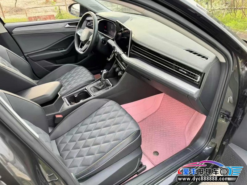 23年大众速腾轿车抵押车出售