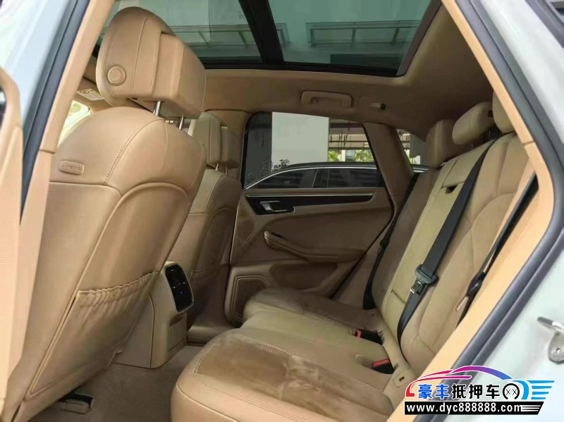 16年保时捷Macan迈凯轿车抵押车出售