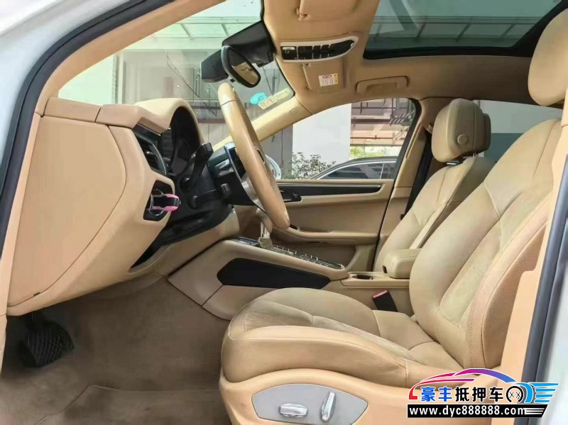 16年保时捷Macan迈凯轿车抵押车出售